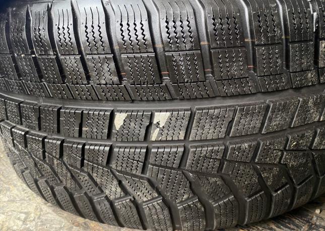 Hankook Winter I&#39;Cept Evo2 W320A SUV 285/30 R22 101W