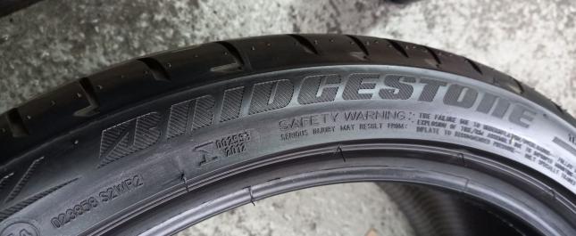 Bridgestone Potenza S001 255/35 R19 92Y