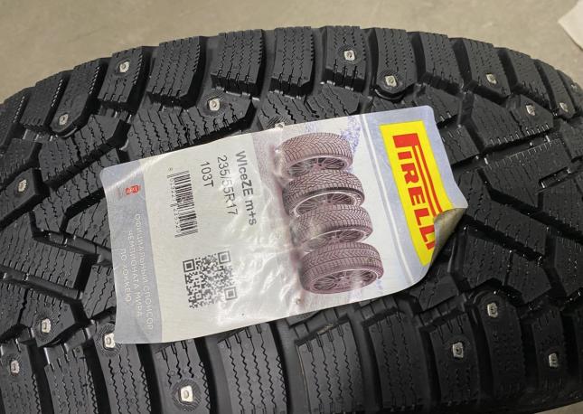 Pirelli Ice Zero 235/55 R17 103T