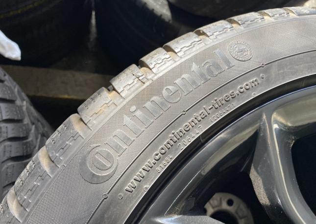 Continental ContiWinterContact TS 830 P 235/45 R19 99V