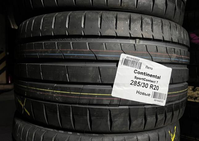 Continental ContiSportContact 7 255/35 R20 и 285/30 R20