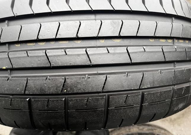 Pirelli P Zero II 245/40 R19