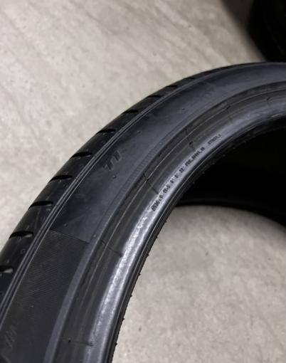 Pirelli P Zero PZ4 255/35 R21