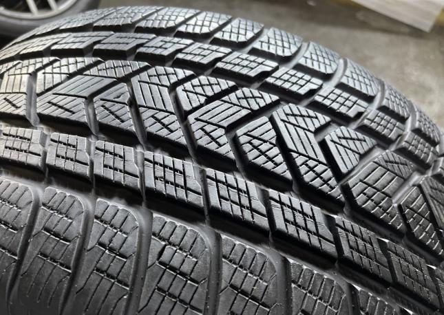 Pirelli Scorpion Winter 275/40 R20 106V