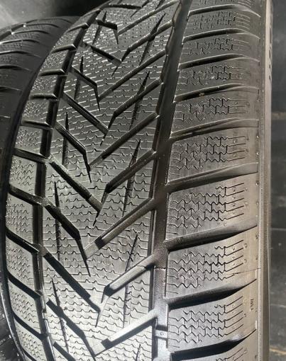 Vredestein Wintrac Xtreme S 215/50 R18