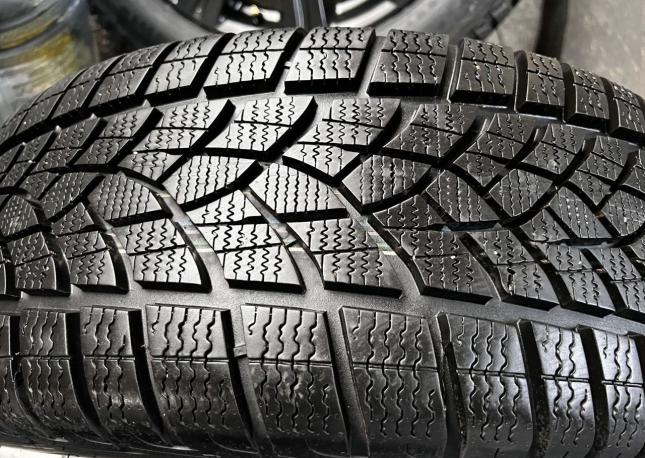 Goodyear UltraGrip Performance Gen-1 235/55 R18