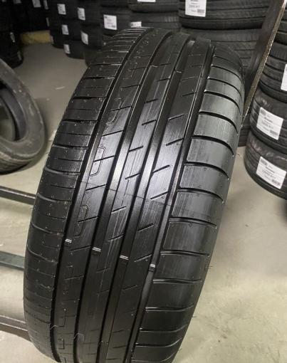 Goodyear EfficientGrip Performance 225/55 R17