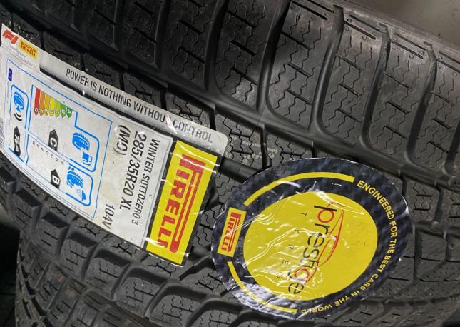 Pirelli Winter Sottozero 3 285/35 R20 и 255/40 R20 104V