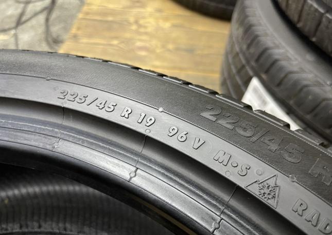 Continental ContiWinterContact TS 830 225/45 R19