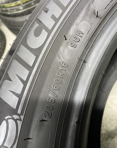 Michelin Alpin 5 205/60 R16