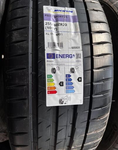 Michelin Pilot Sport 4 S 255/40 R20