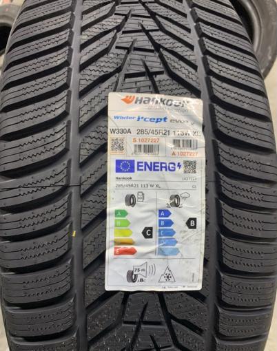 Hankook Winter I&#39;Cept Evo 3 W330A 285/45 R21