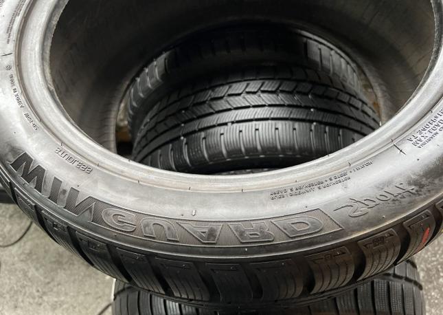 Nexen Aria AH7 275/40 R19