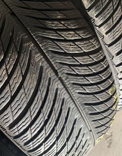 Michelin Alpin 5 245/40 R19 и 275/35 R19