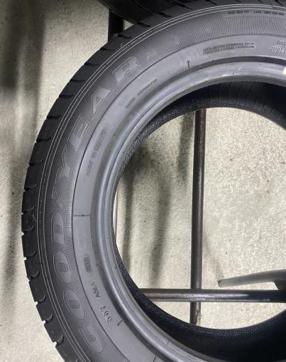 Goodyear EfficientGrip 195/60 R16