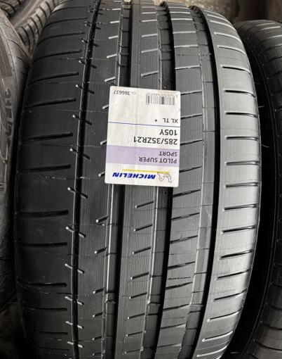 Michelin Pilot Super Sport 285/35 R21