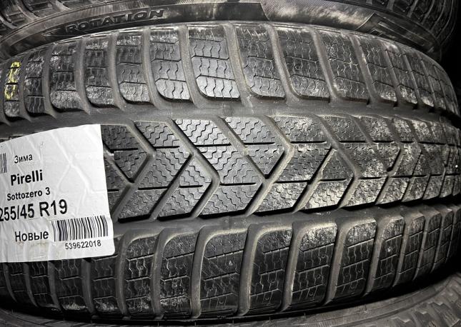 Pirelli Winter Sottozero 3 255/45 R19