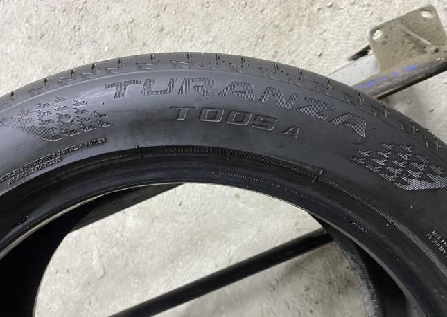 Bridgestone Turanza T005A 235/50 R17