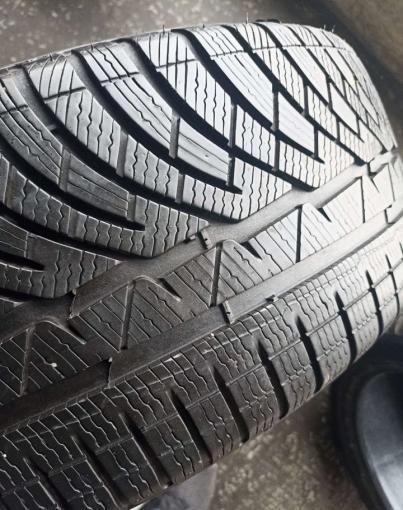 Michelin Pilot Alpin PA4 275/40 R19 и 245/45 R19