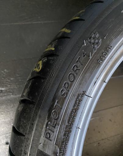 Michelin Pilot Sport 4 225/45 R19