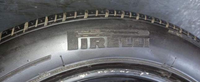 Pirelli P Zero Rosso 245/50 R18 100W