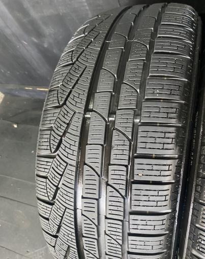 Pirelli Winter Sottozero 240 Serie II 225/45 R18