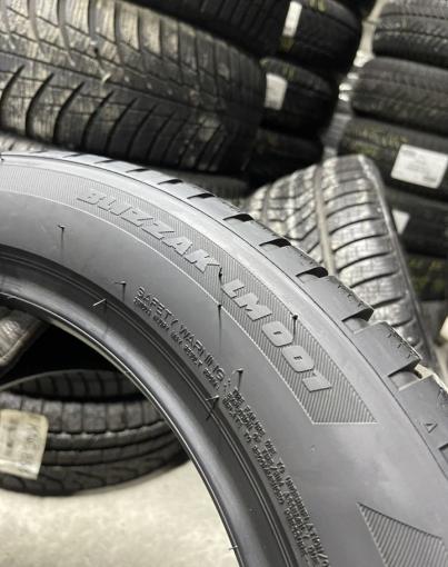 Bridgestone Blizzak LM-001 Evo 235/50 R19 99H