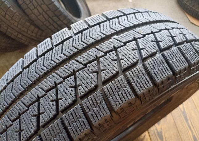 Bridgestone Blizzak VRX 185/65 R15