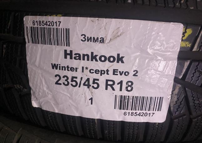 Hankook Winter I&#39;Cept Evo2 W320 235/45 R18