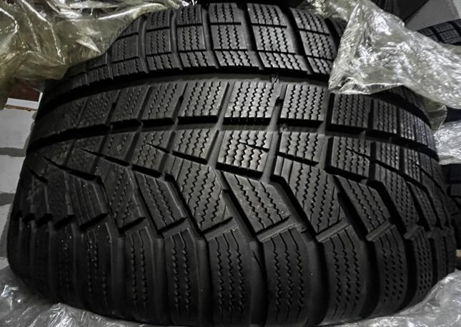 Hankook Winter I&#39;Cept Evo2 W320 285/30 R22