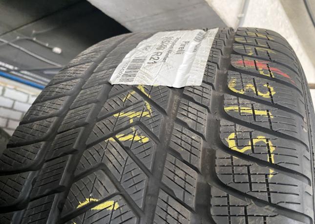 Pirelli Scorpion Winter 275/45 R21 и 315/40 R21 111V