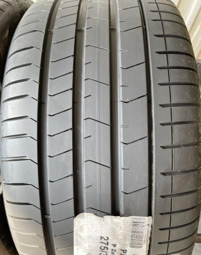 Pirelli P Zero PZ4 275/35 R21 103W