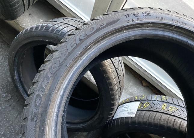 Pirelli Winter Sottozero 3 275/35 R19 и 245/40 R19 98V