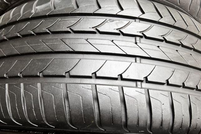 Goodyear EfficientGrip 255/45 R20