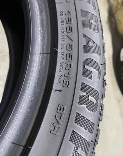 Goodyear UltraGrip 8 195/55 R16