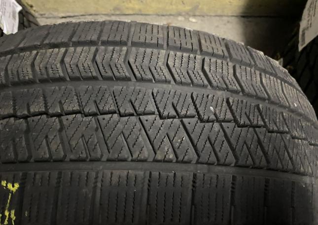 Bridgestone Blizzak VRX2 225/45 R18 91Q