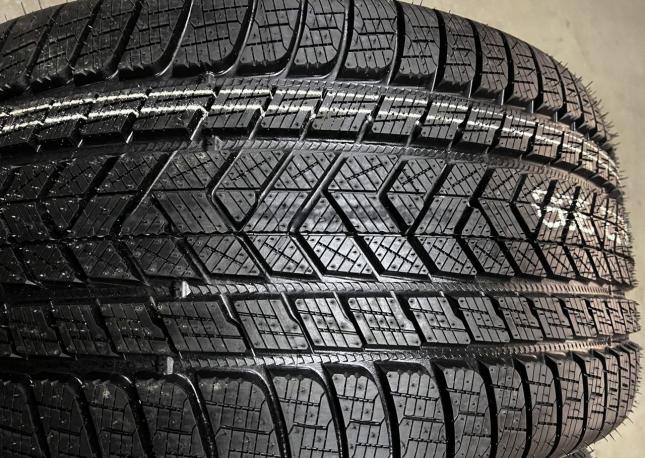 Pirelli Winter Sottozero 315/35 R22