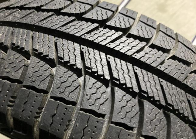 Michelin X-Ice XI3 185/65 R15 92T