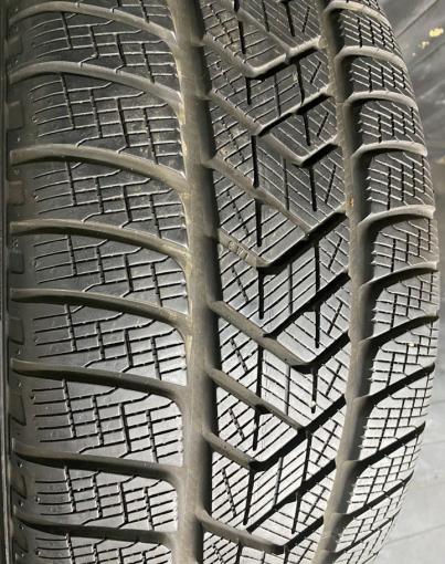 Pirelli Scorpion Winter 235/60 R18