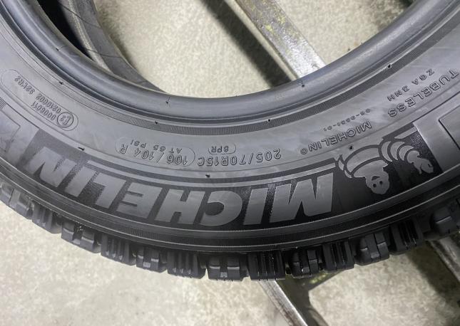 Michelin Agilis Alpin 205/70 R15C