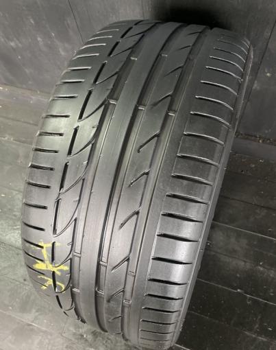 Bridgestone Potenza S001 255/35 R19