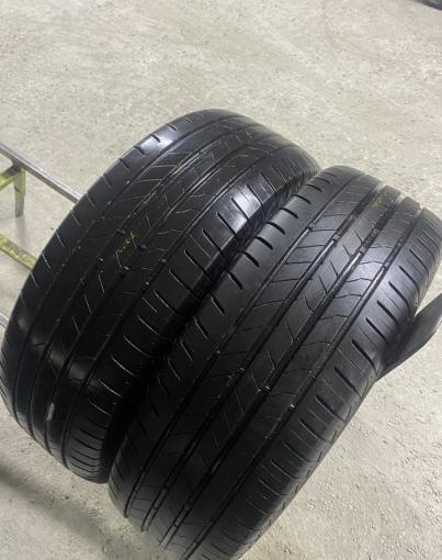 Bridgestone Alenza 001 225/65 R17