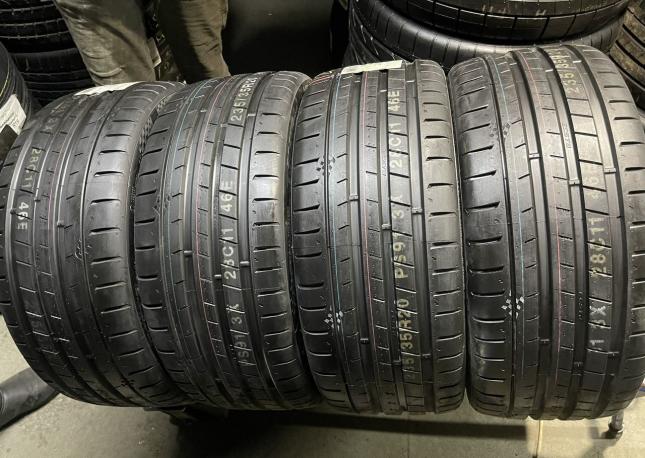 Kumho Ecsta PS91 235/35 R20 92Y