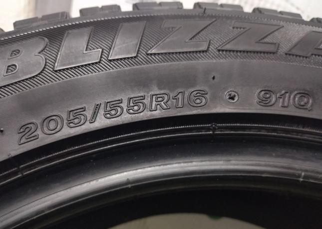 Bridgestone Blizzak Revo GZ 205/55 R16 91Q