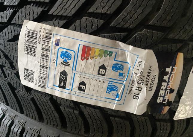 Nokian Tyres Hakkapeliitta R3 245/45 R18