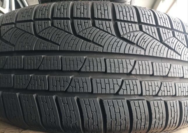 Pirelli Winter Sottozero 240 Serie II 245/50 R18