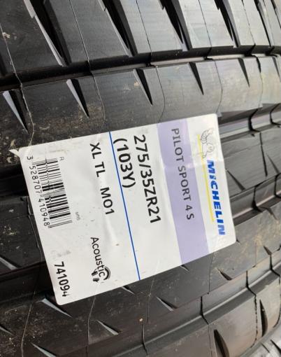 Michelin Pilot Sport 4 S Acoustic 275/35 R21 и 315/30 R21 105Y