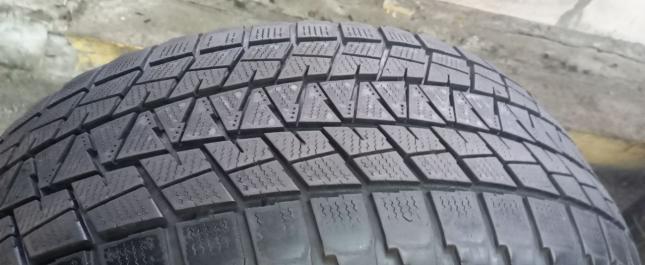 Bridgestone Blizzak DM-V1 265/50 R20 106R