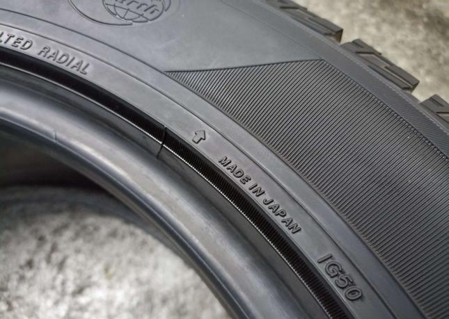 Yokohama Ice Guard IG50 215/55 R16