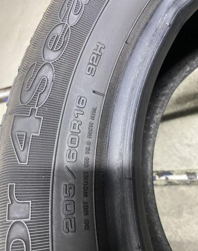 Goodyear Vector 4Seasons 205/60 R16